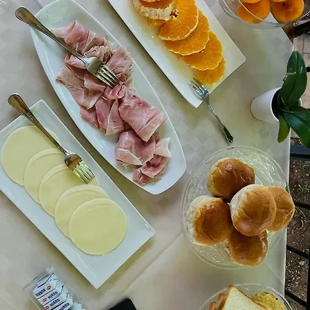 Alemar 住宿加早餐酒店 蒙德罗